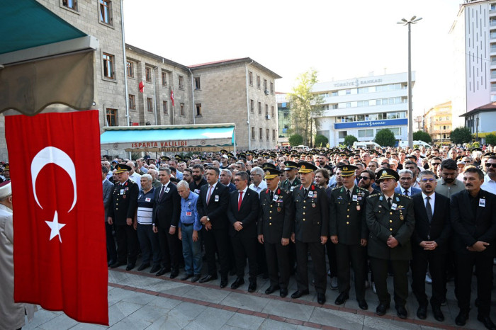 ŞEHİDİMİZ SON YOLCUĞUNA UĞURLANDI