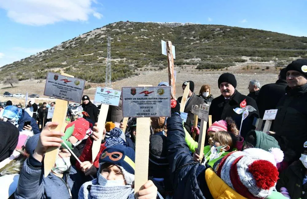 Toprağı Vatan Yapan Yiğitlerin Yeşeren Fidanları