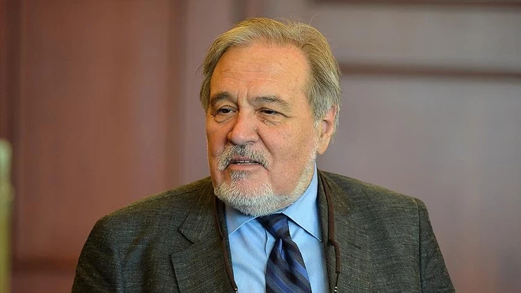 Son dakika haberi: Geçtiğimiz gün entübe edildiği açıklanan duayen tarihçi