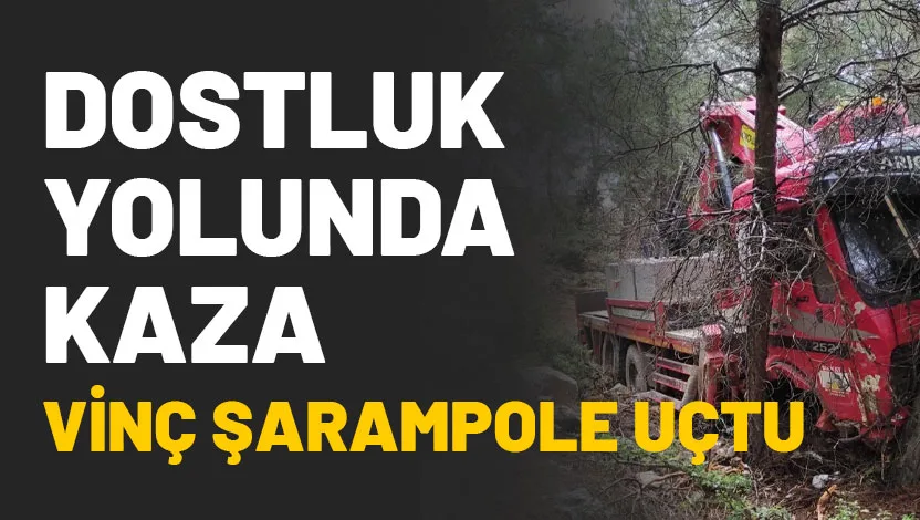 Burdur-Isparta Dostluk Yolu’nda yağış nedeniyle kontrolden çıkan vinç şarampole devrildi,